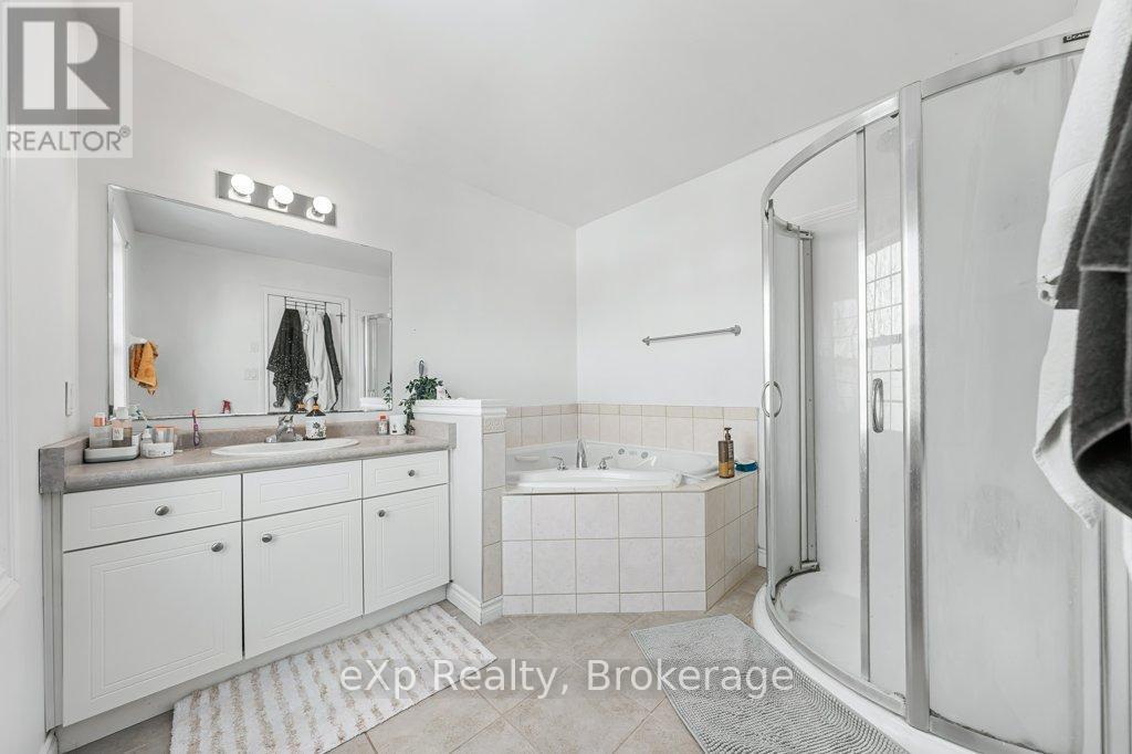 53 Truesdale Crescent, Guelph (Kortright West), ON - Indoor Photo Showing Bathroom