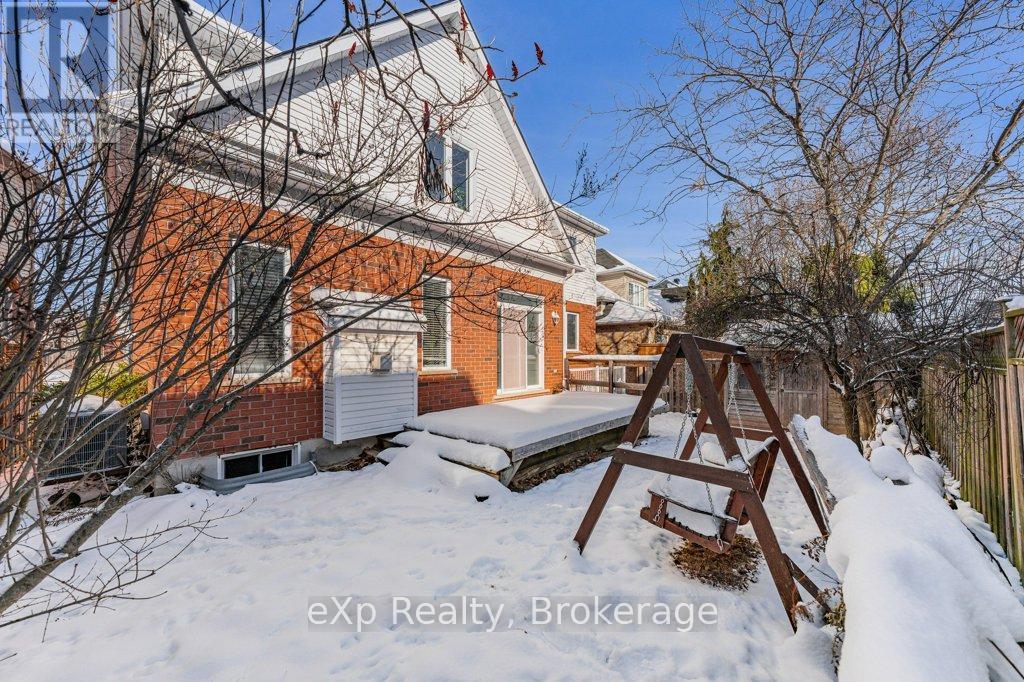 53 Truesdale Crescent, Guelph (Kortright West), ON - Outdoor