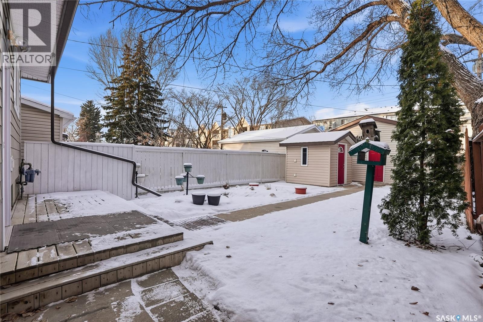 421 9Th Street, Saskatoon, SK - Outdoor