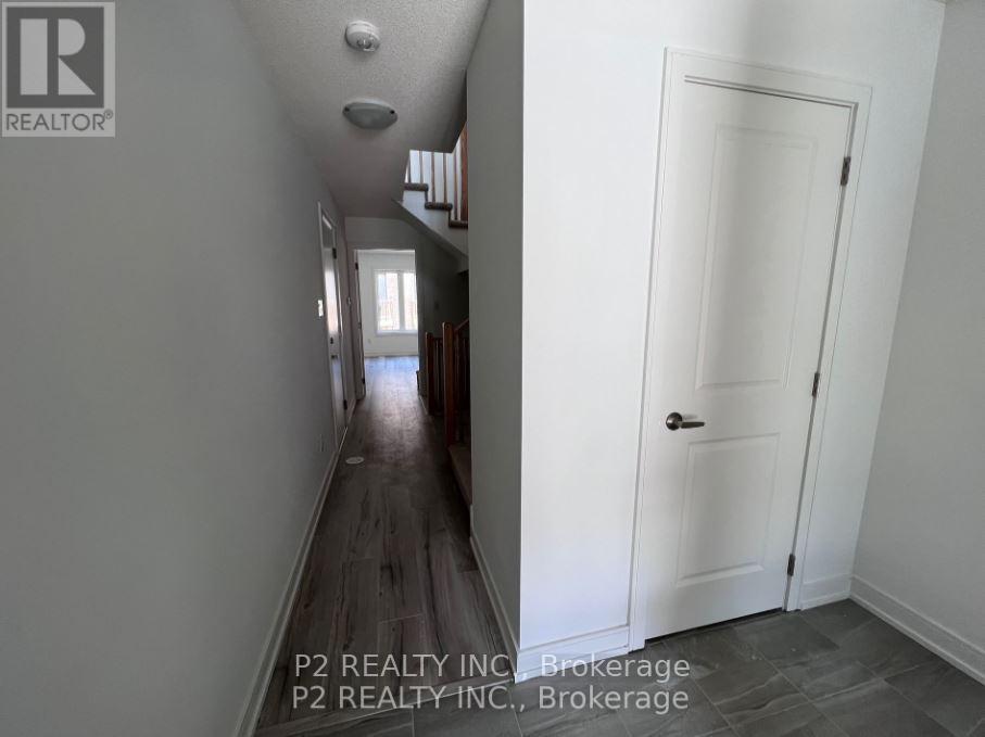 45 Red Maple Lane, Barrie, ON - Indoor Photo Showing Other Room