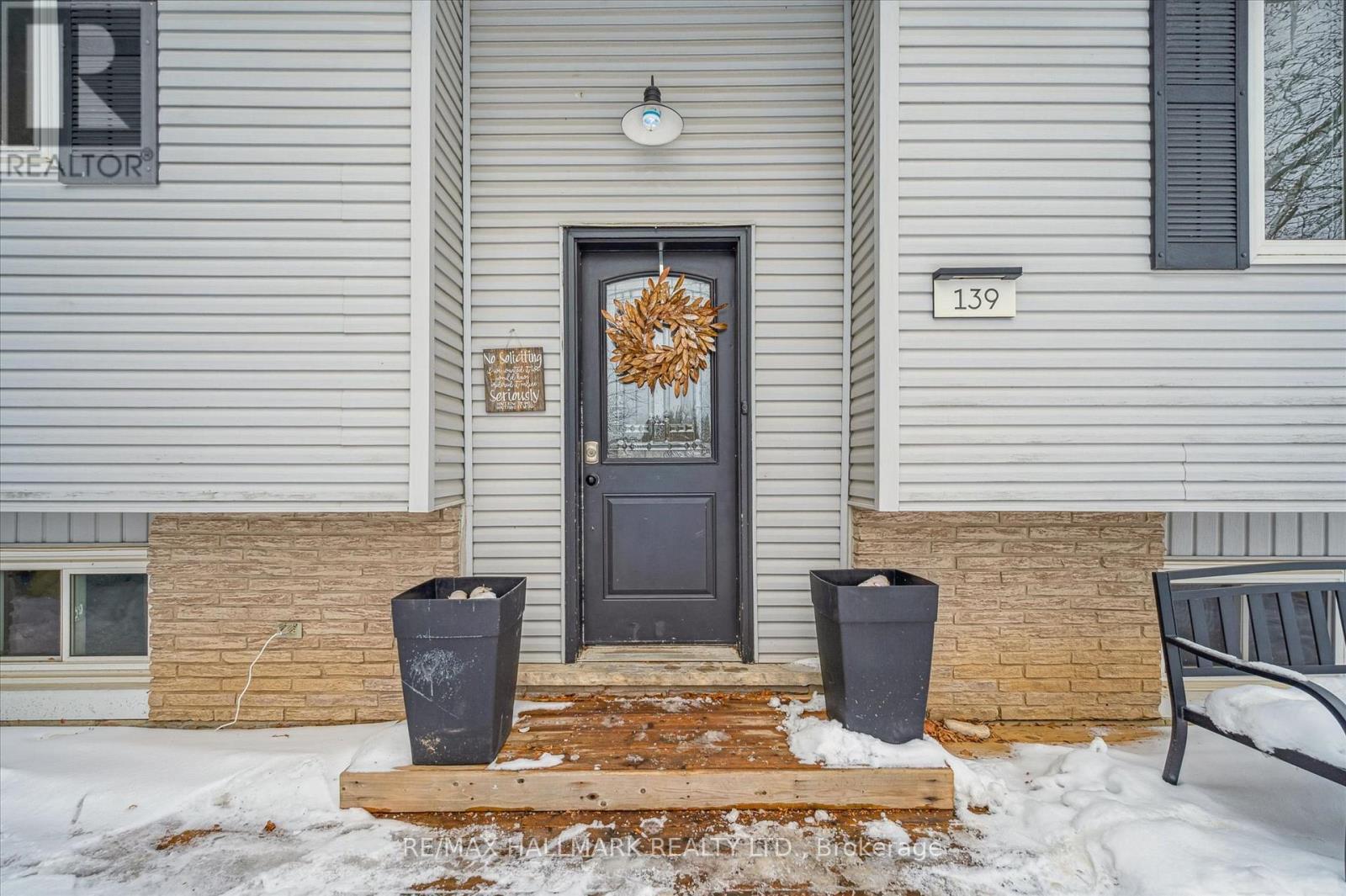 139 Bradley Street, Southgate, ON - Outdoor With Exterior