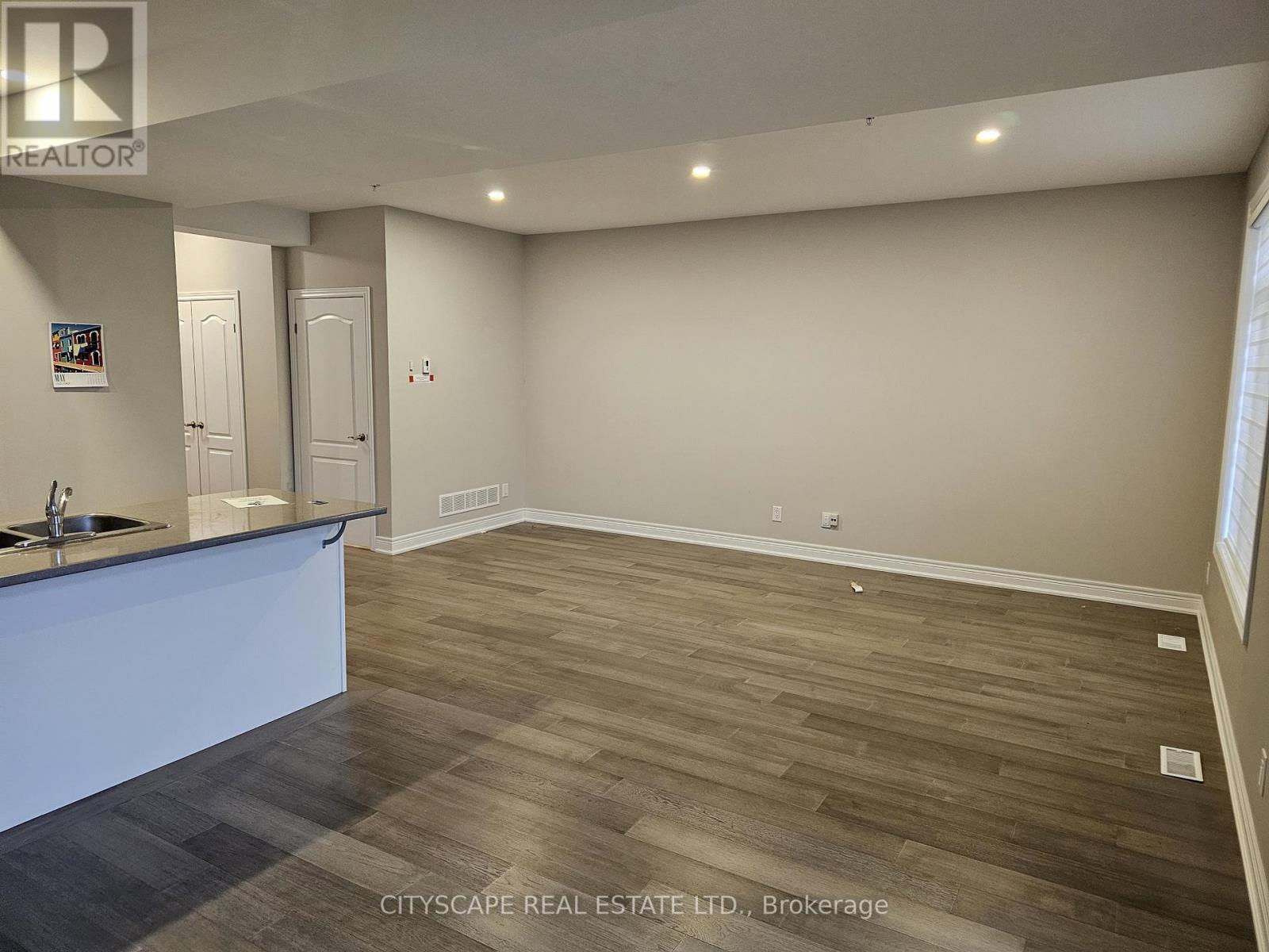 Living Room - 31 Corbin Street, St. Catharines, ON - Indoor