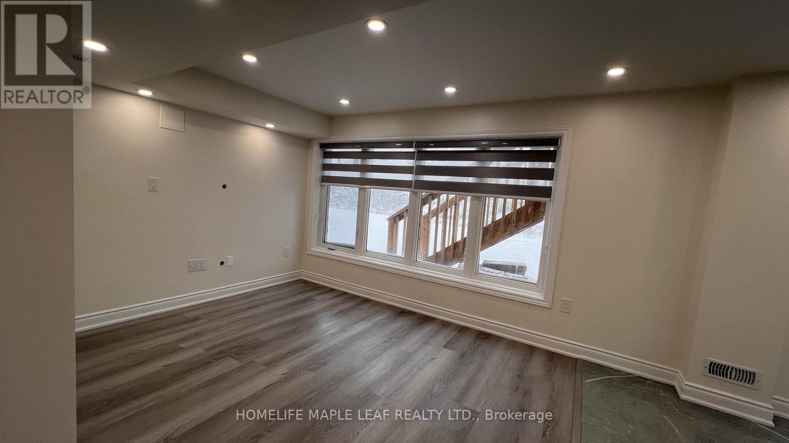 114 Rea Drive, Centre Wellington, ON - Indoor Photo Showing Other Room