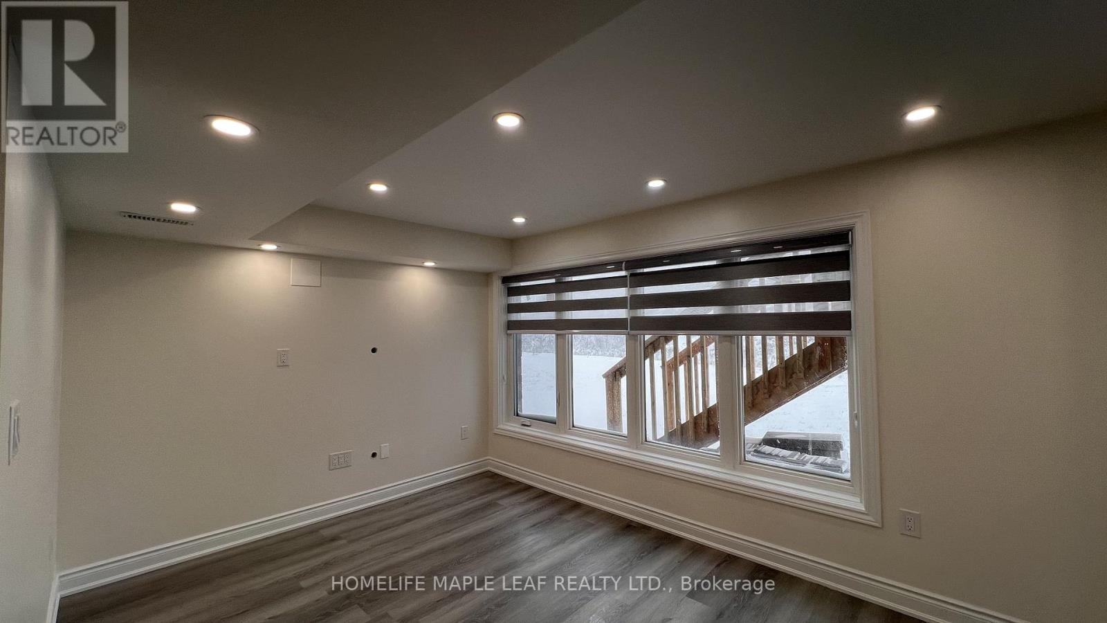 114 Rea Drive, Centre Wellington, ON - Indoor Photo Showing Other Room