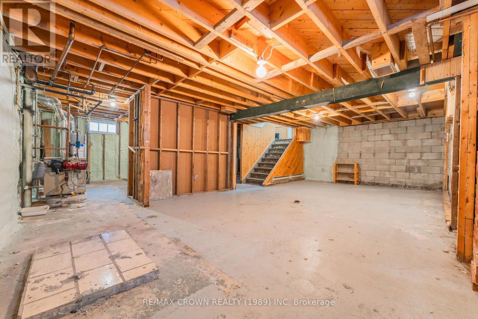 102 First Street, Smooth Rock Falls (Srf), ON - Indoor Photo Showing Basement