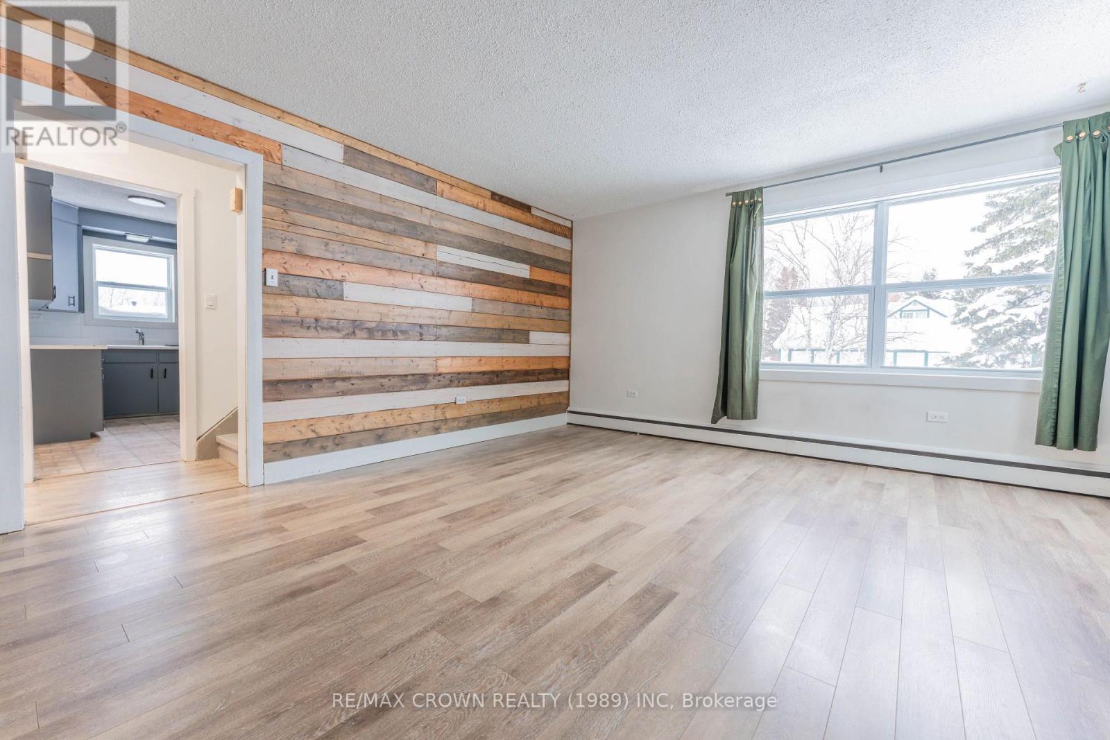 102 First Street, Smooth Rock Falls (Srf), ON - Indoor Photo Showing Other Room