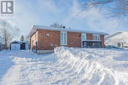 17 CHAMPLAIN CRESCENT Kapuskasing, ON P5N 3A8