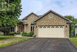 15 CALVERT PLACE Thames Centre (Dorchester), ON N0L 1G3