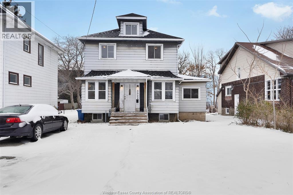 3522 Sandwich Street, Windsor, ON - Outdoor With Facade