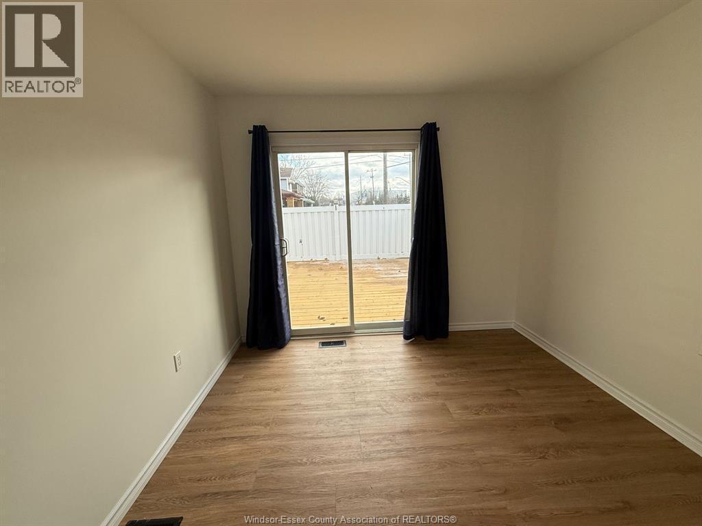3693 Queen Street, Windsor, ON - Indoor Photo Showing Other Room