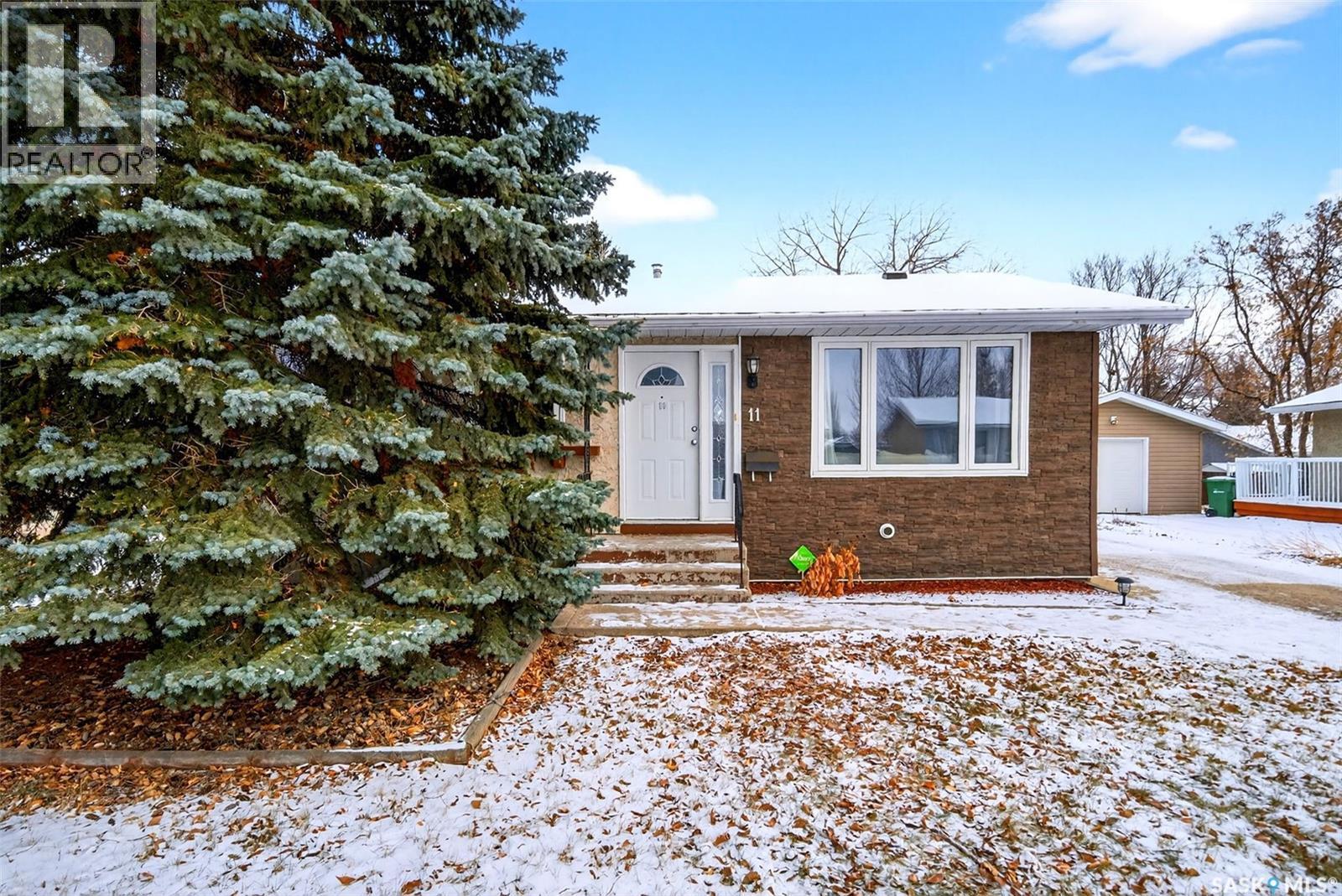 11 Coleman Crescent, Regina, SK - Outdoor
