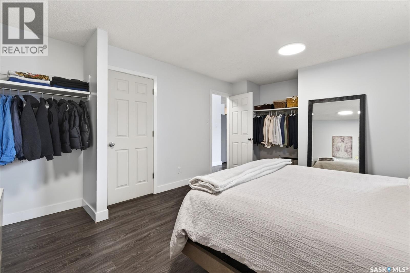 11 Coleman Crescent, Regina, SK - Indoor Photo Showing Bedroom