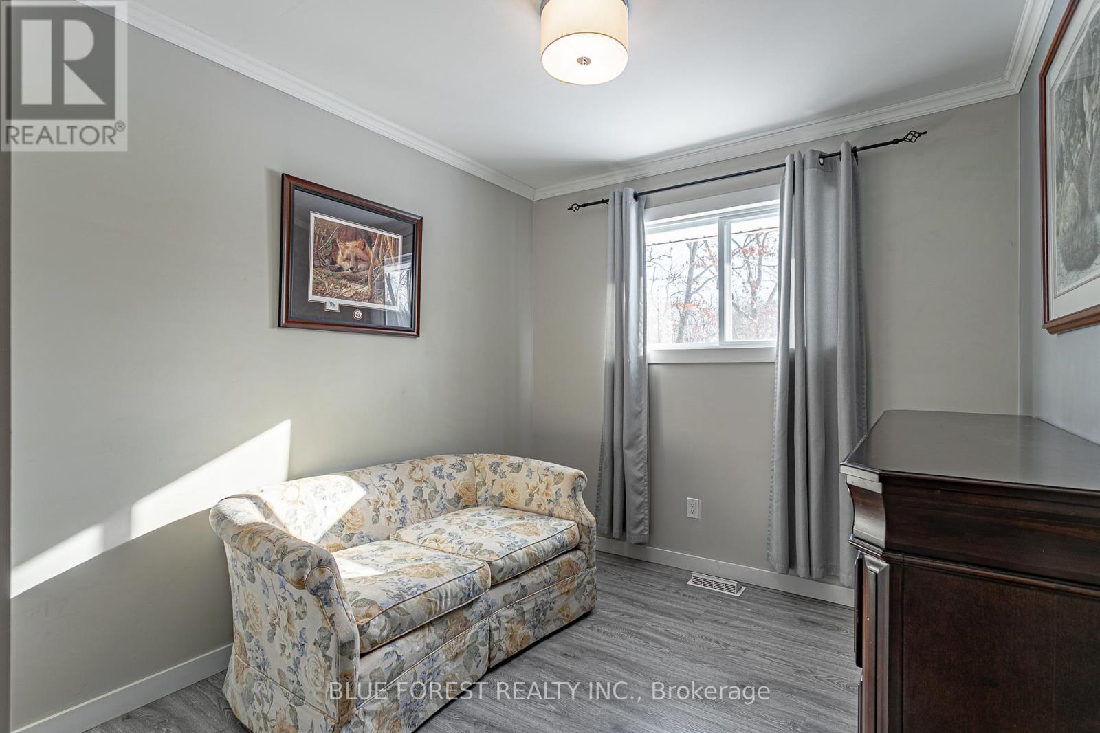 9716 Lakeshore Road, Lambton Shores (Grand Bend), ON - Indoor