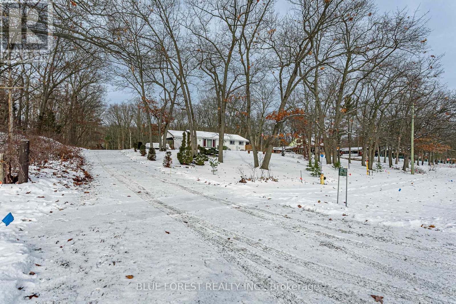 9716 Lakeshore Road, Lambton Shores (Grand Bend), ON - Outdoor