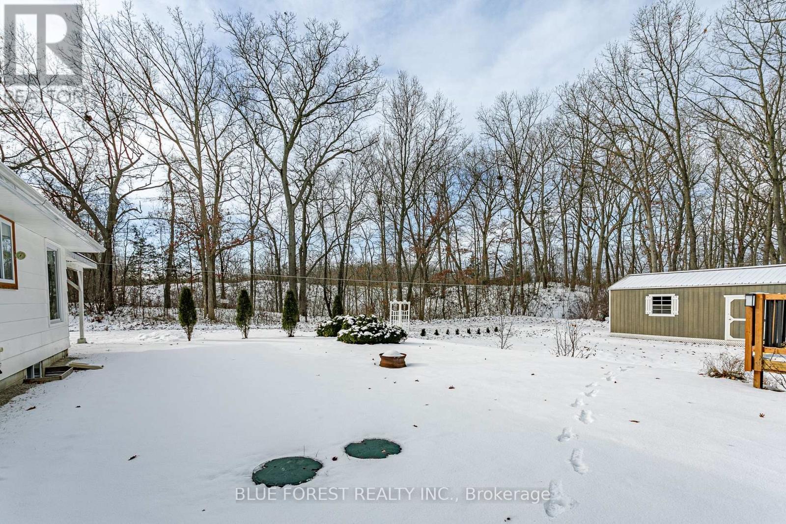 9716 Lakeshore Road, Lambton Shores (Grand Bend), ON - Outdoor