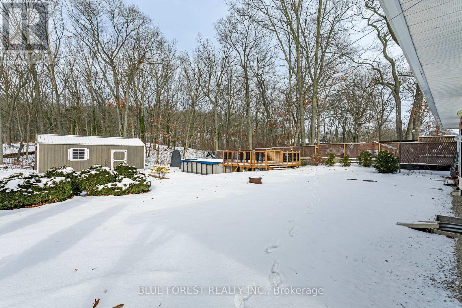 9716 Lakeshore Road, Lambton Shores (Grand Bend), ON - Outdoor