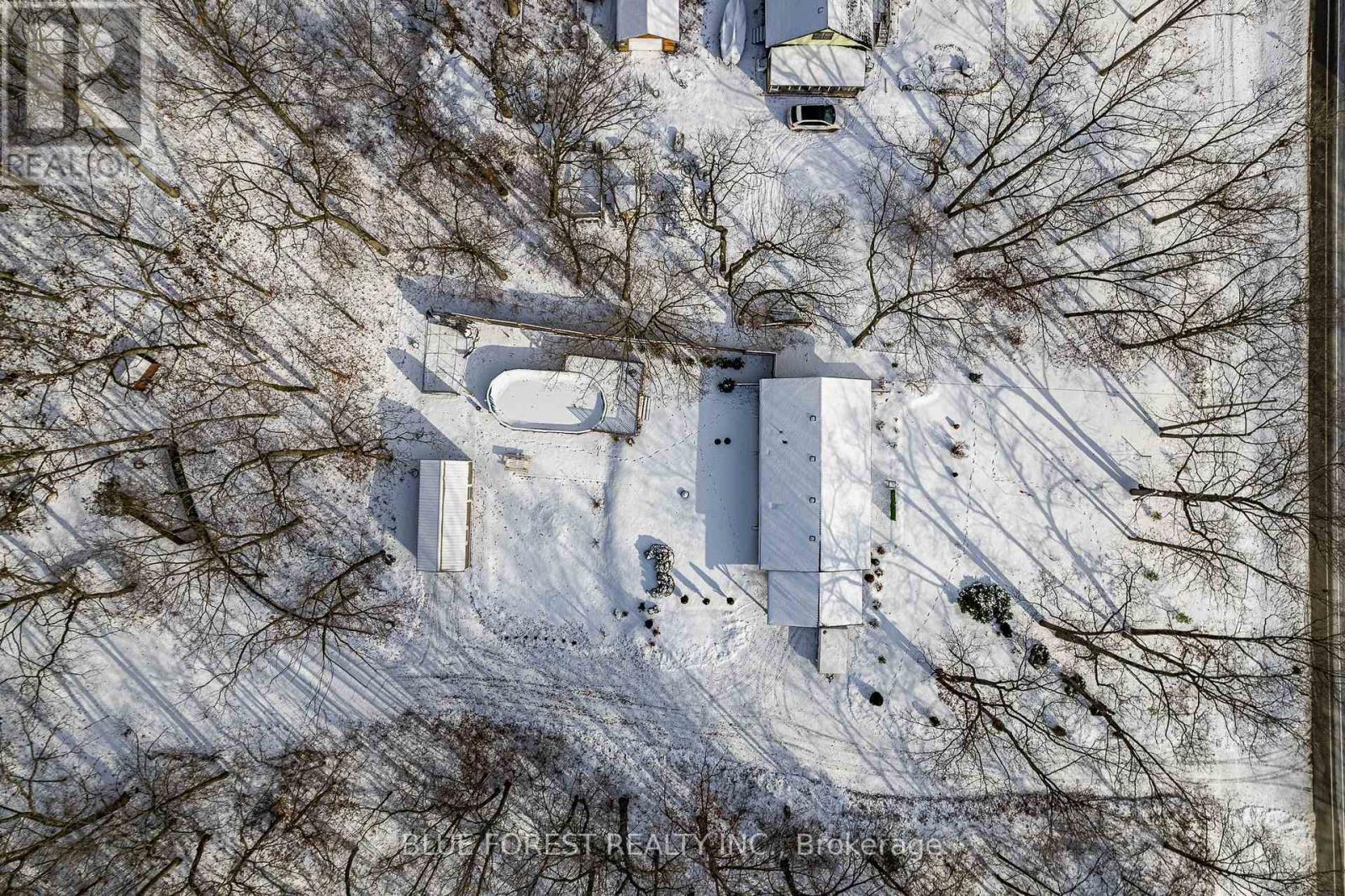 9716 Lakeshore Road, Lambton Shores (Grand Bend), ON - Outdoor