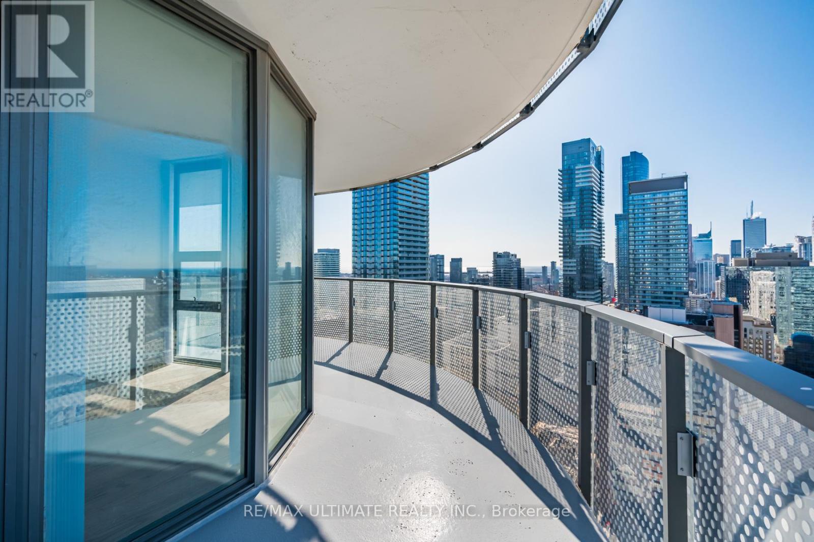 3405 - 11 Wellesley Street W, Toronto, ON - Outdoor With Balcony With Exterior