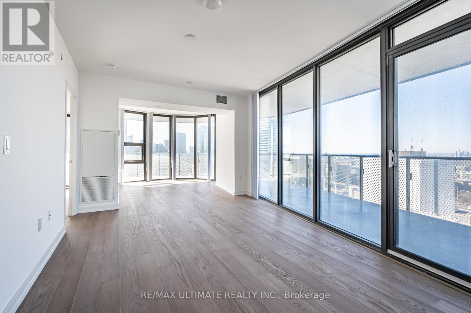 3405 - 11 Wellesley Street W, Toronto, ON - Indoor Photo Showing Other Room