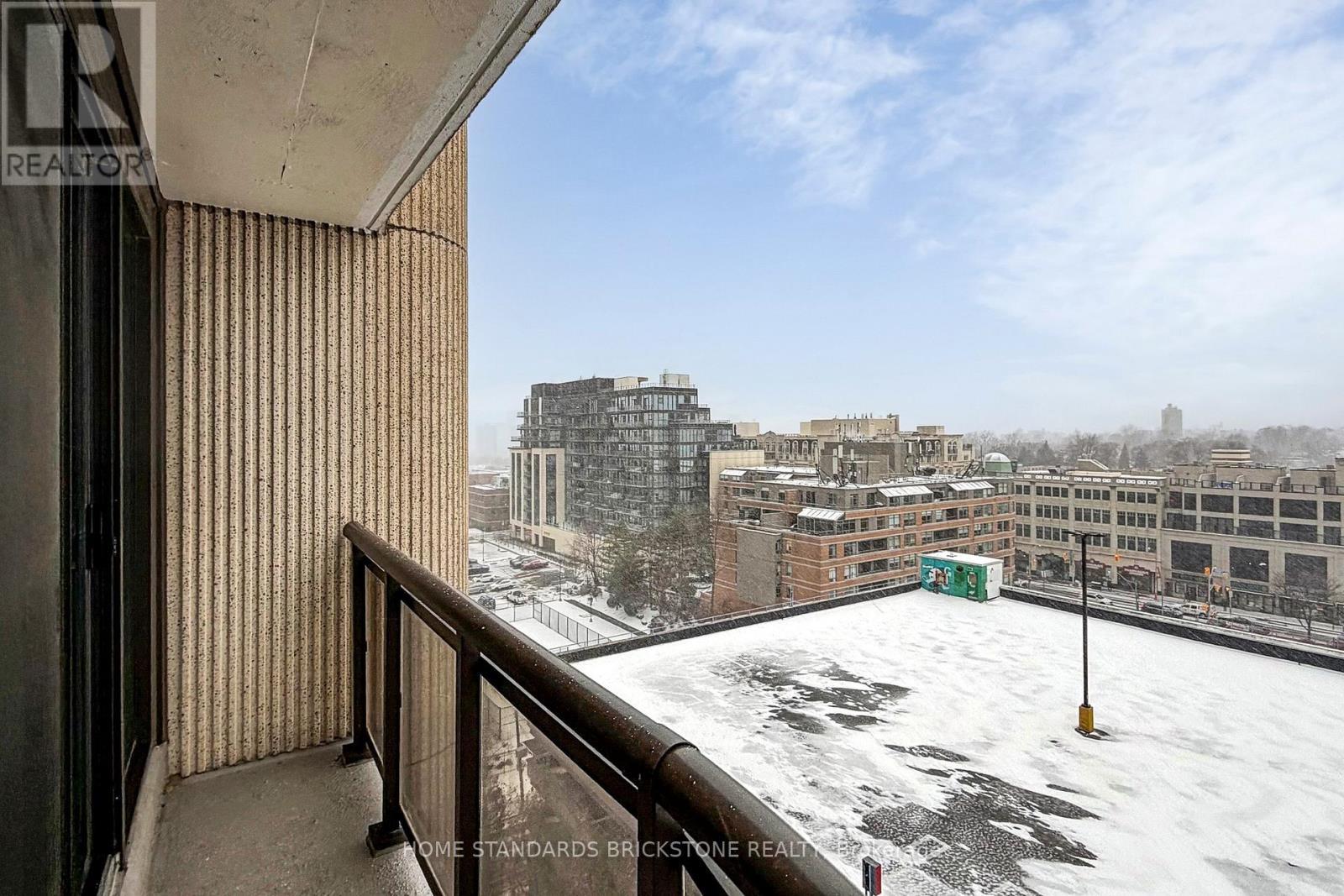 1001 - 40 Rosehill Avenue, Toronto, ON - Outdoor With View