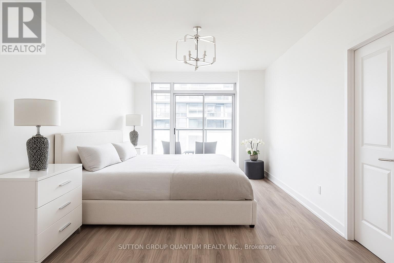 Lph 03 - 400 Adelaide Street E, Toronto, ON - Indoor Photo Showing Bedroom
