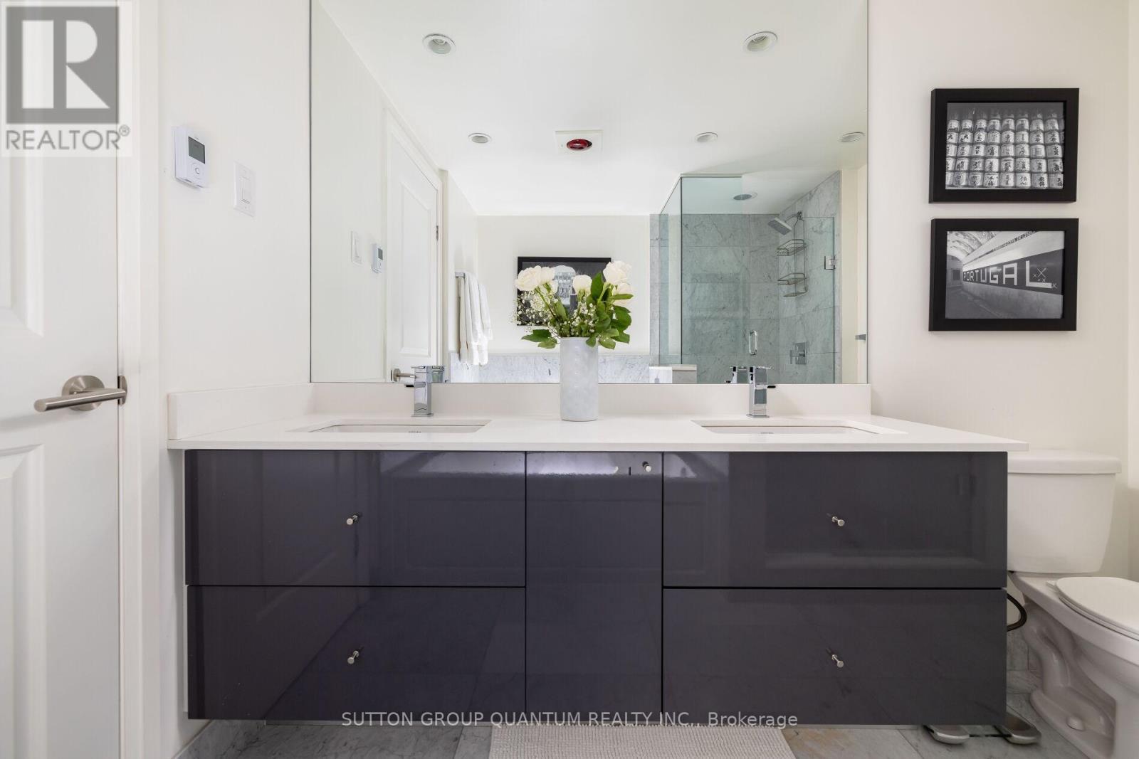 Lph 03 - 400 Adelaide Street E, Toronto, ON - Indoor Photo Showing Bathroom