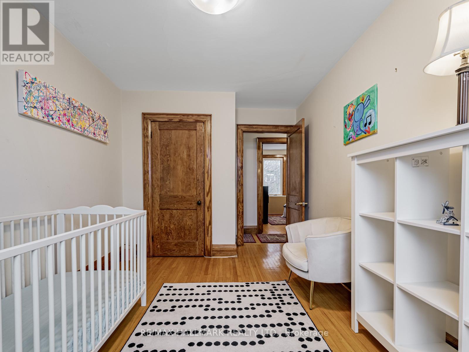 538 Strathmore Boulevard, Toronto, ON - Indoor Photo Showing Bedroom