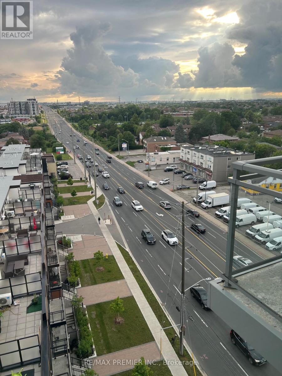 903 - 7730 Kipling Avenue, Vaughan, ON - Outdoor With View