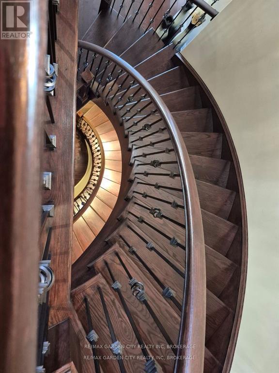 8625 Angie Drive, Niagara Falls (Forestview), ON - Indoor Photo Showing Other Room