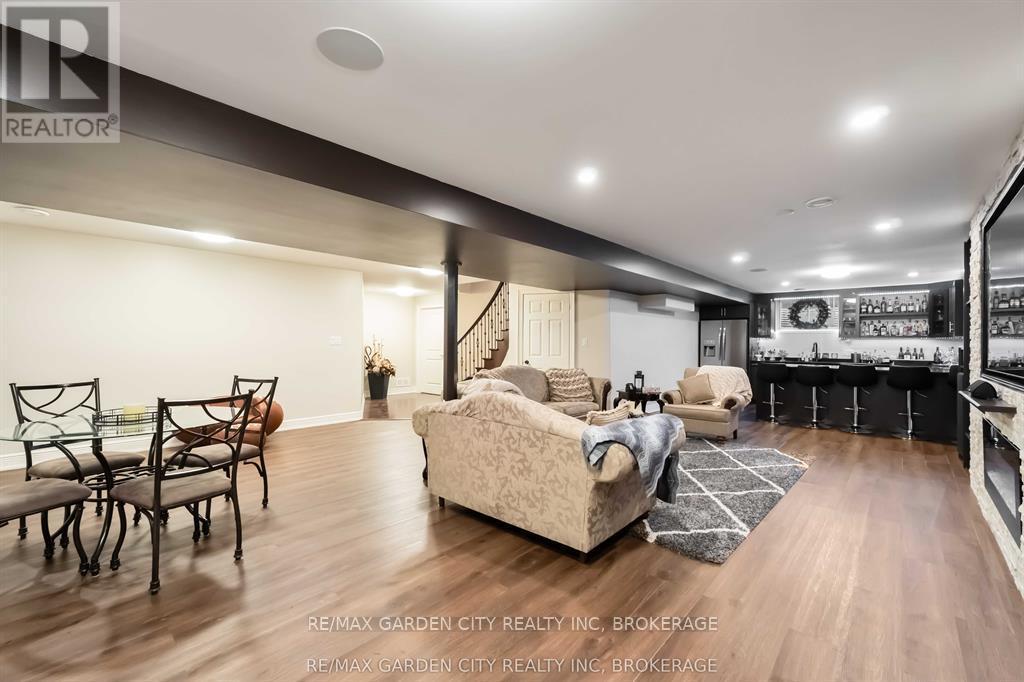 8625 Angie Drive, Niagara Falls (Forestview), ON - Indoor