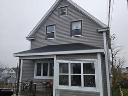 53 East Street Sydney, NS B1N 1S7