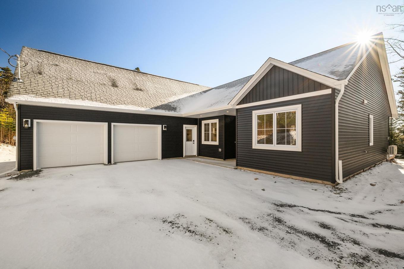 85 Hillside Drive, Boutiliers Point, NS