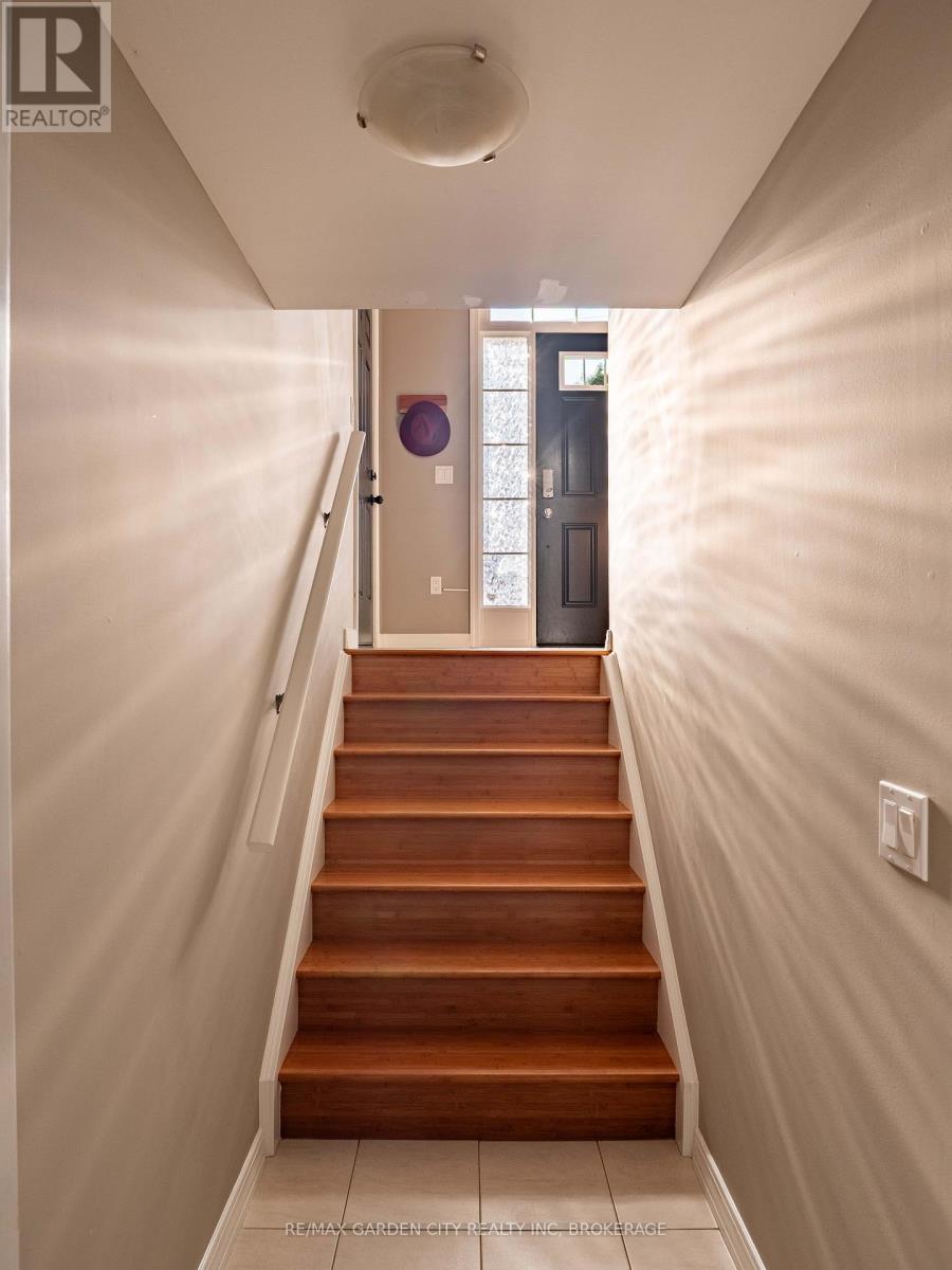 629 Broadway Avenue, Welland (Broadway), ON - Indoor Photo Showing Other Room