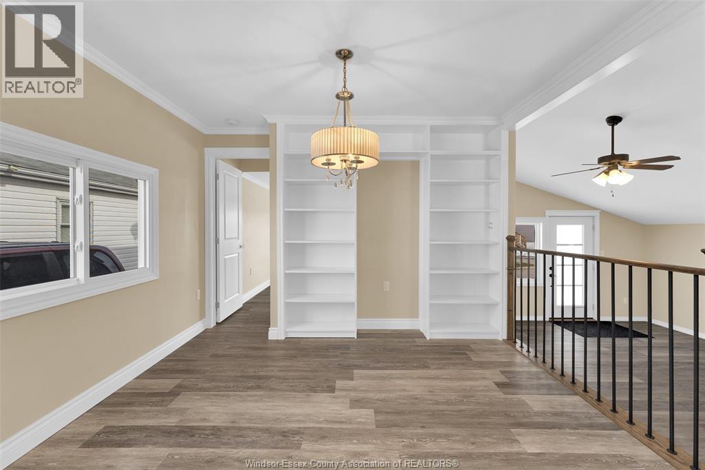 56 Parkside Dr, Mcgregor, ON - Indoor Photo Showing Other Room