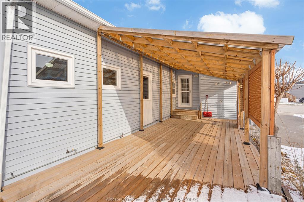 56 Parkside Dr, Mcgregor, ON - Outdoor With Deck Patio Veranda With Exterior