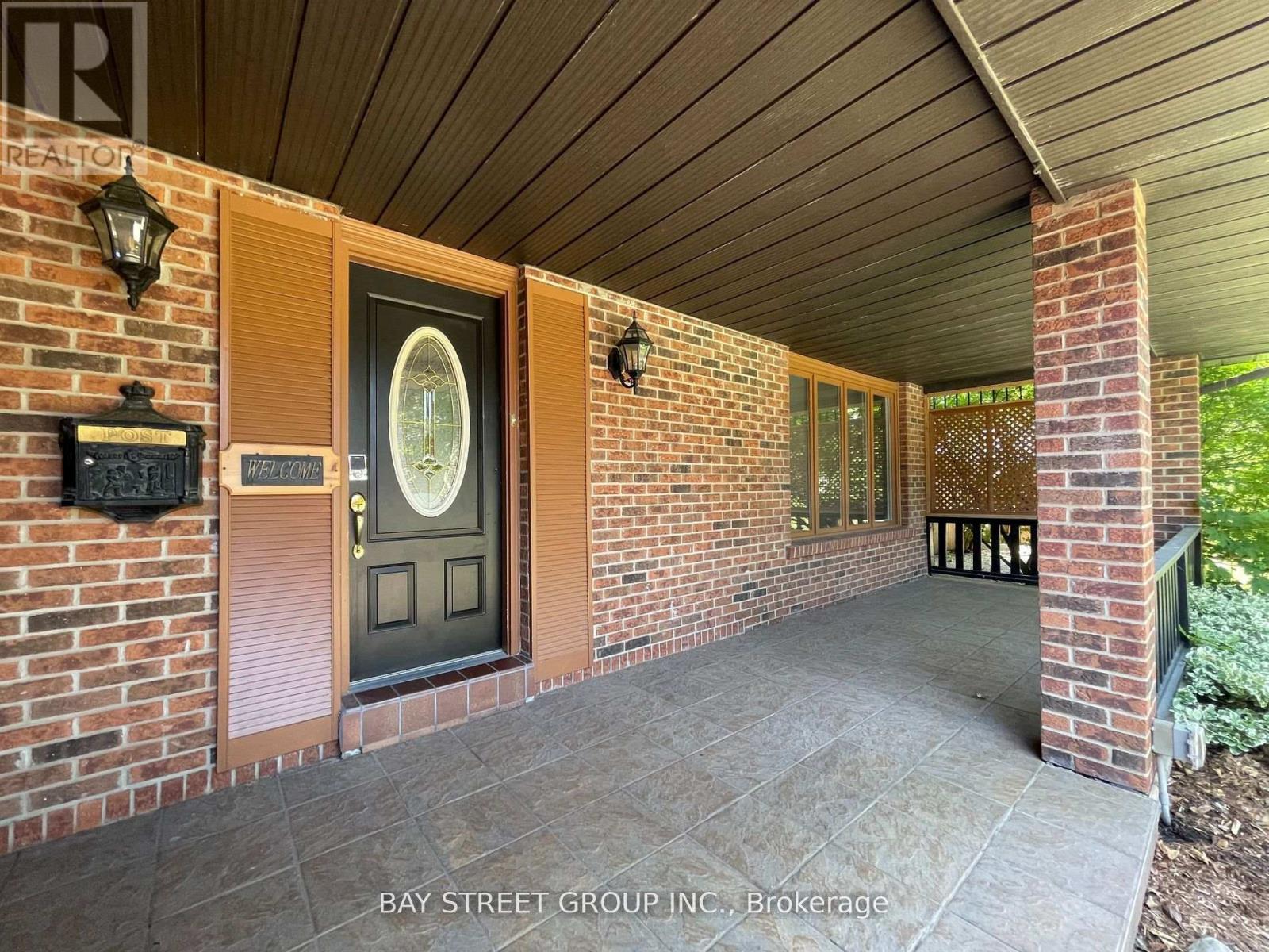 1412 Peerless Court, Oakville, ON - Outdoor With Deck Patio Veranda With Exterior