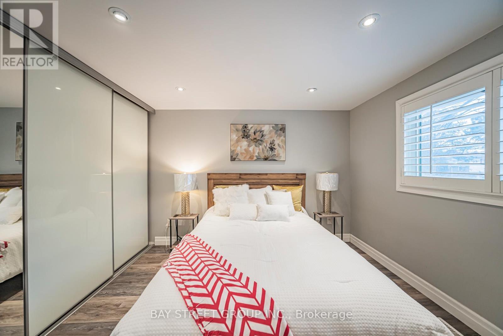 3311 Kings Masting Crescent, Mississauga, ON - Indoor Photo Showing Bedroom