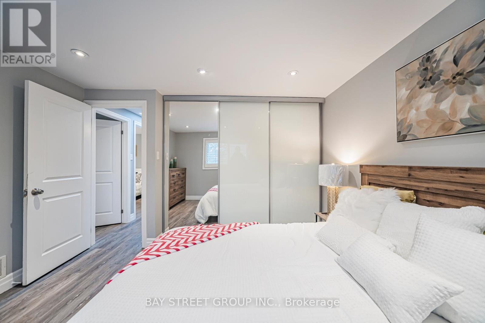 3311 Kings Masting Crescent, Mississauga, ON - Indoor Photo Showing Bedroom