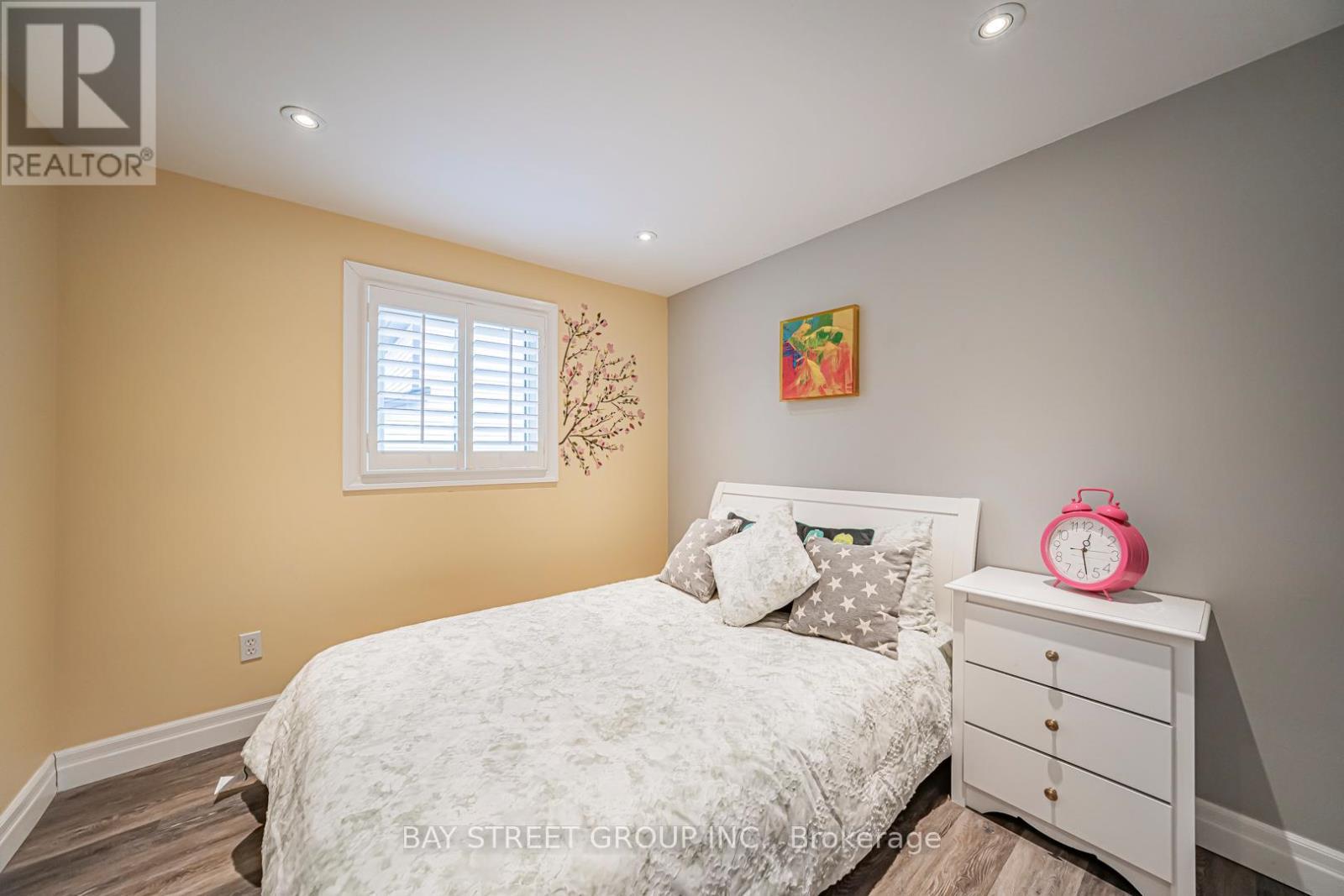 3311 Kings Masting Crescent, Mississauga, ON - Indoor Photo Showing Bedroom