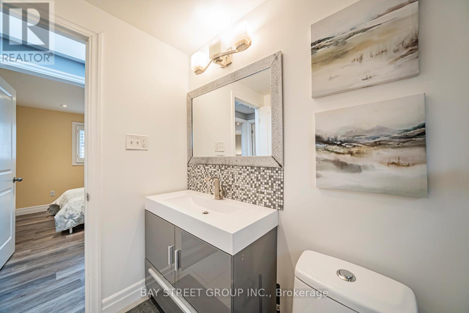 3311 Kings Masting Crescent, Mississauga, ON - Indoor Photo Showing Bathroom