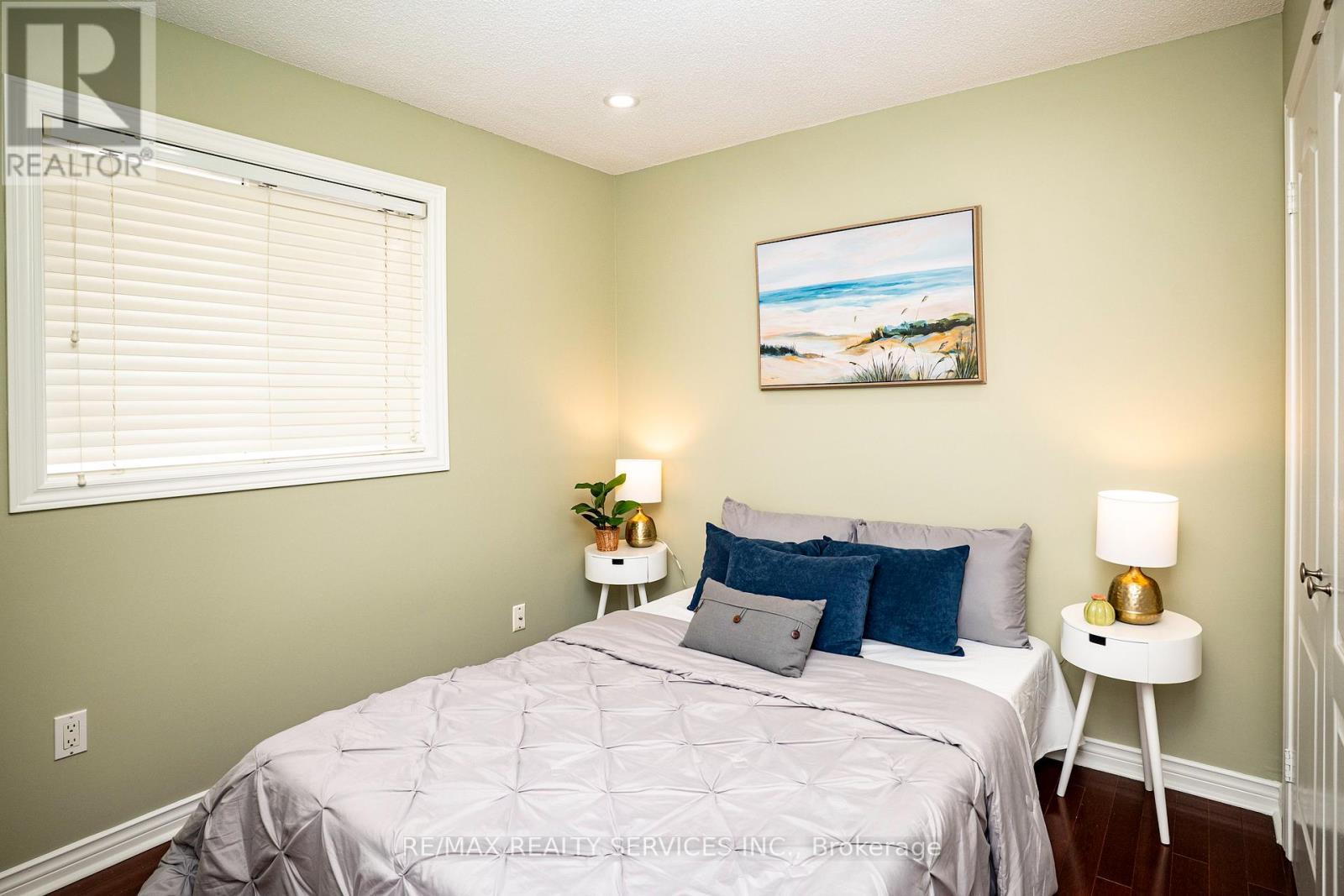 Third Bedroom - 44 Edgar Road, Caledon, ON - Indoor Photo Showing Bedroom