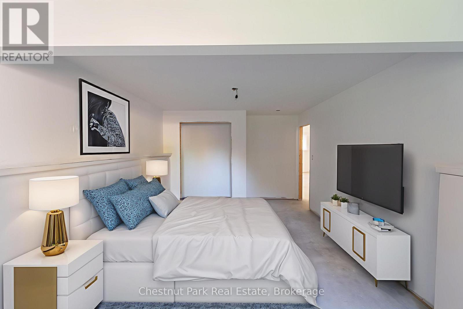 26 Aspen Lane, Nipissing, ON - Indoor Photo Showing Bedroom