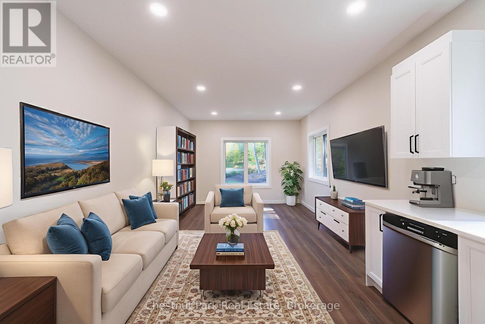 26 Aspen Lane, Nipissing, ON - Indoor Photo Showing Living Room