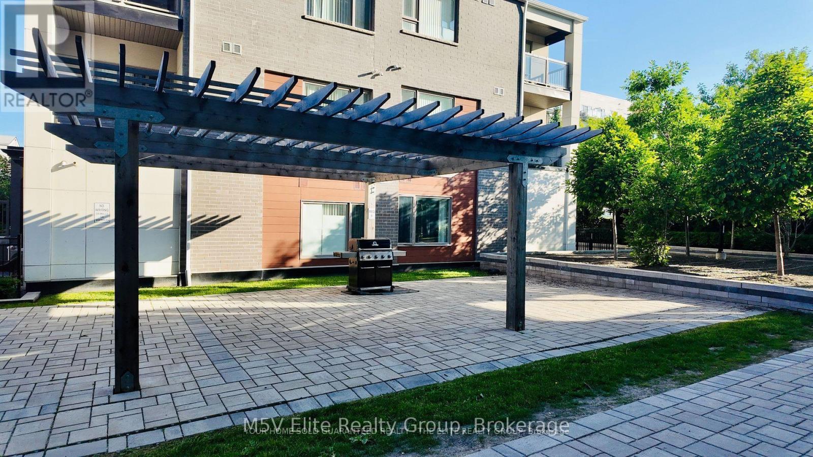 103 - 5155 Sheppard Avenue E, Toronto, ON - Outdoor