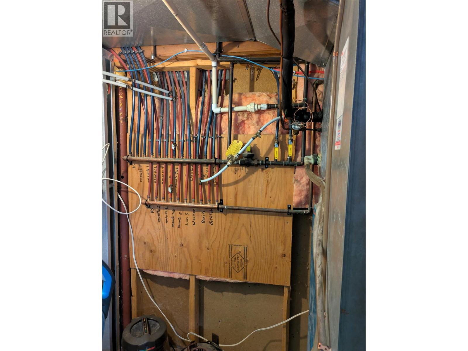 Lower Level - 3576 Rose Road, Kelowna, BC - Indoor