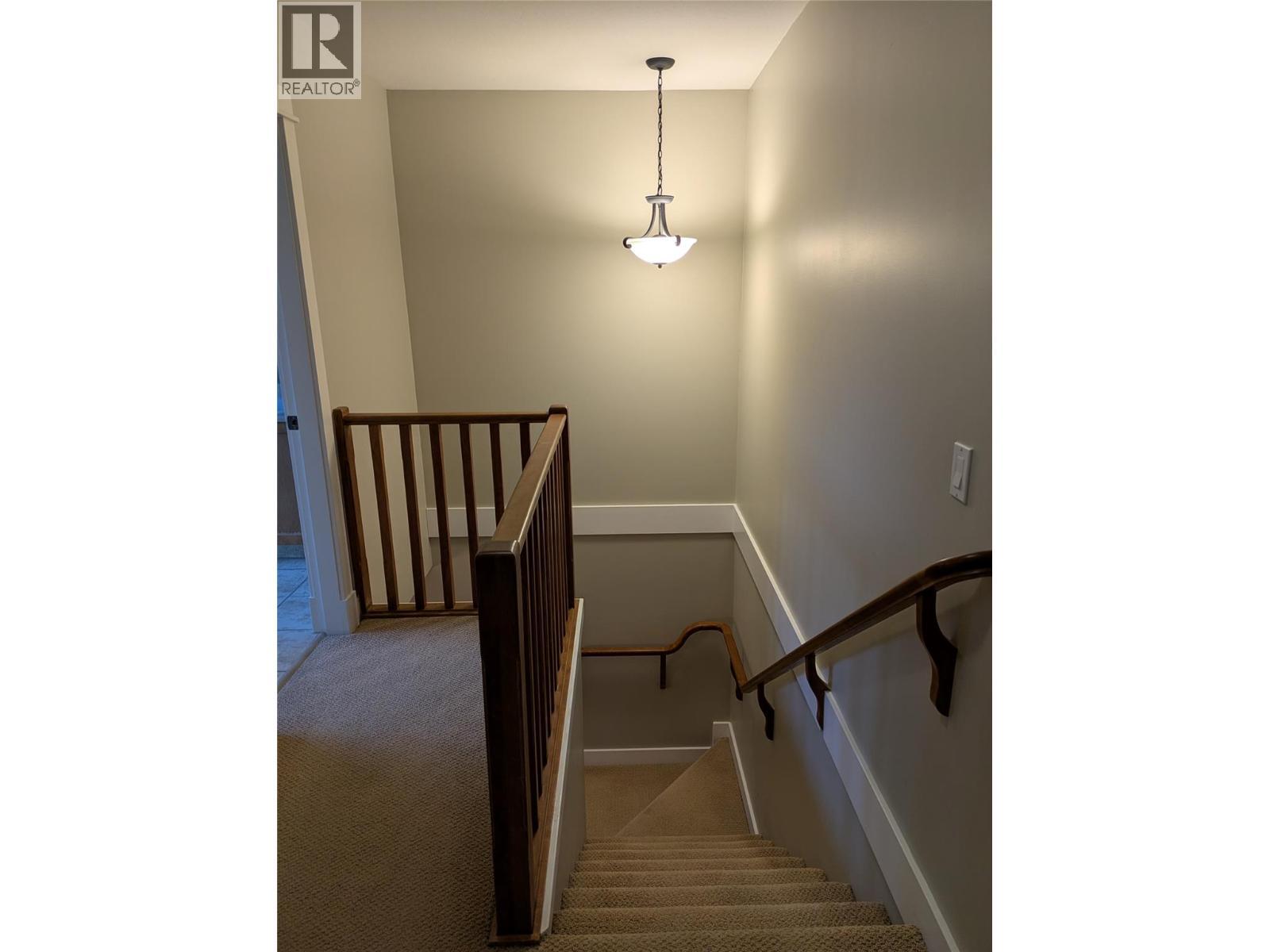 Second Level - 3576 Rose Road, Kelowna, BC - Indoor Photo Showing Other Room