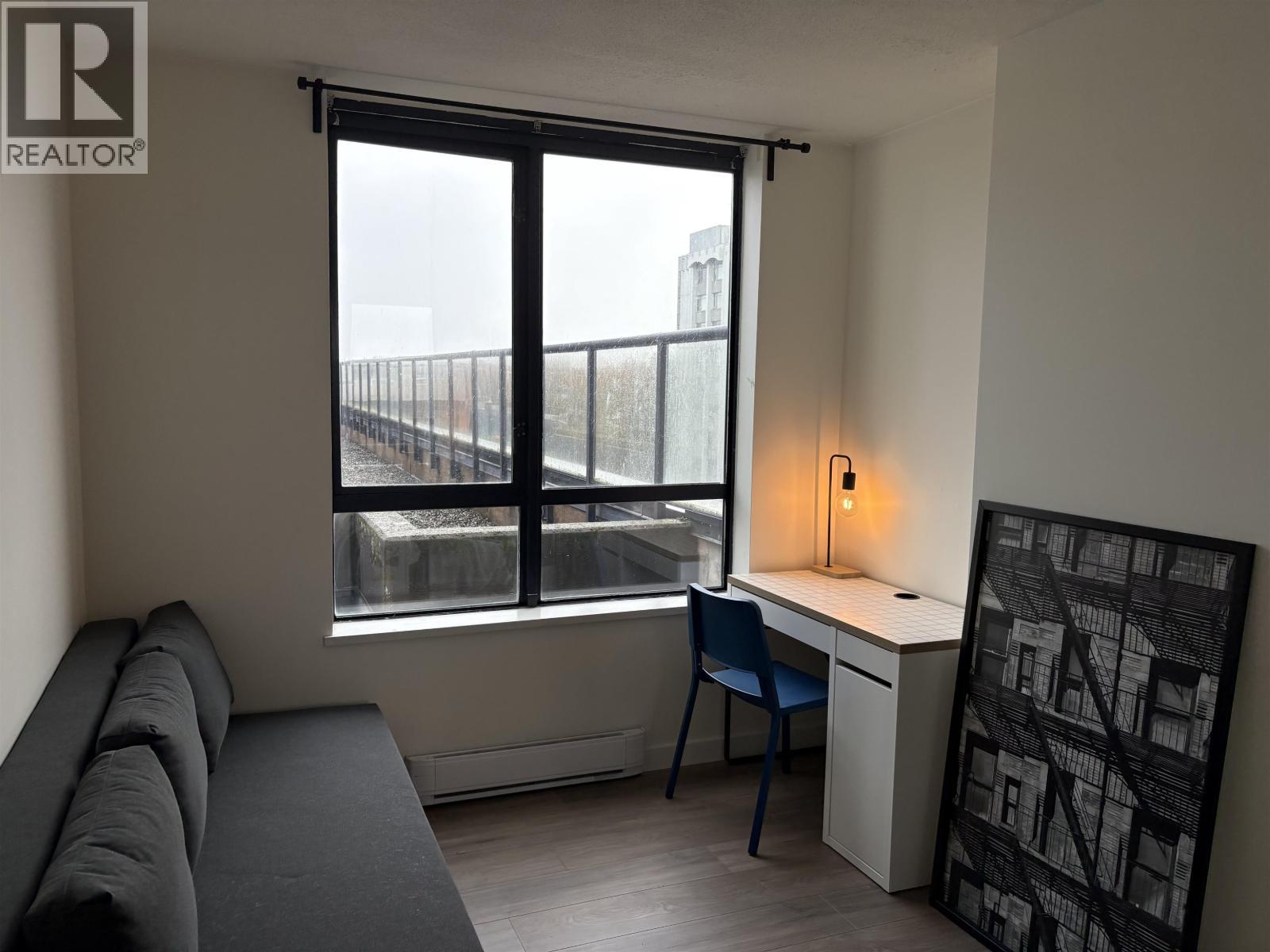 3438 Vanness Avenue, Vancouver, BC - Indoor