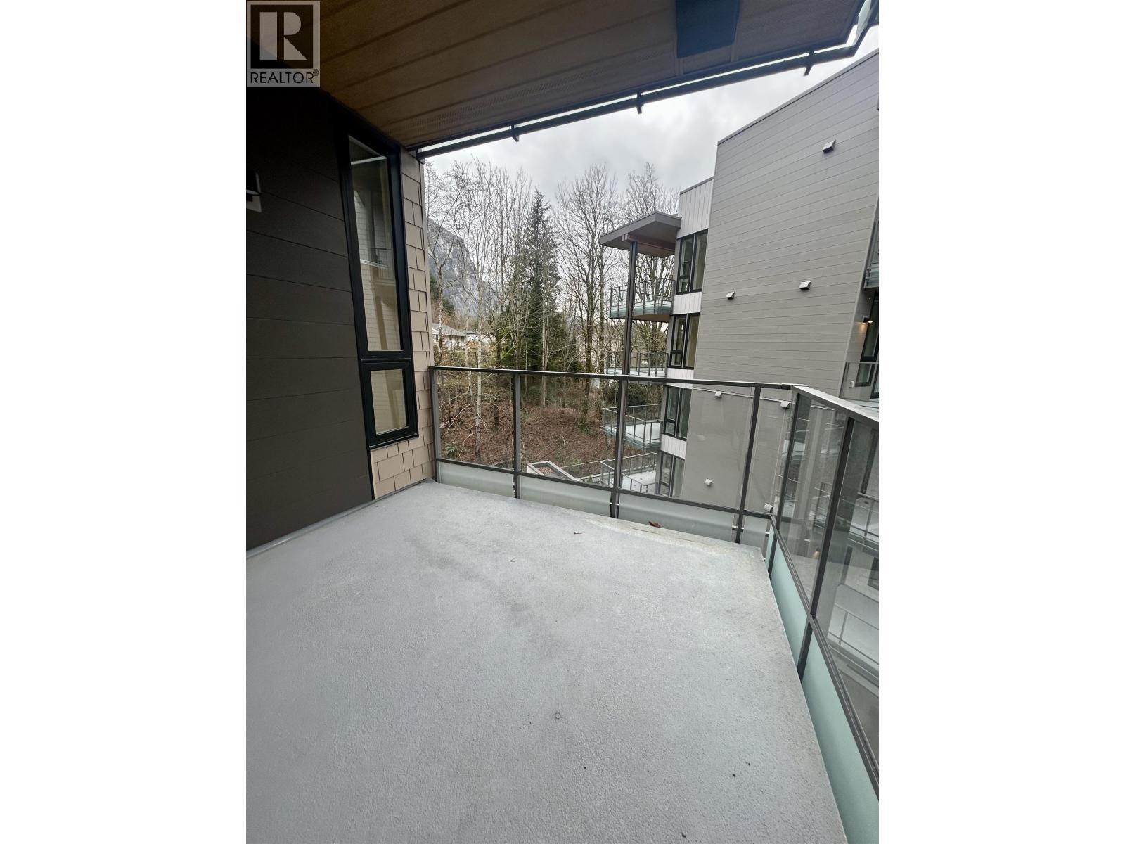 501 1504 Scott Crescent, Squamish, BC - Outdoor With Balcony With Exterior