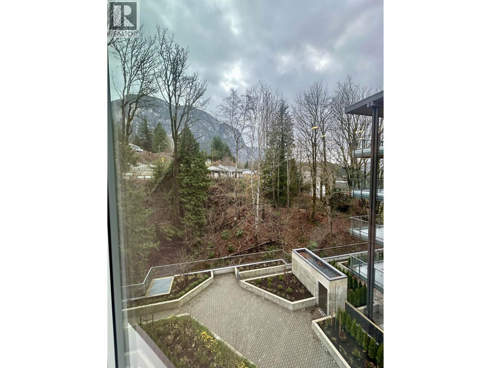 501 1504 Scott Crescent, Squamish, BC -