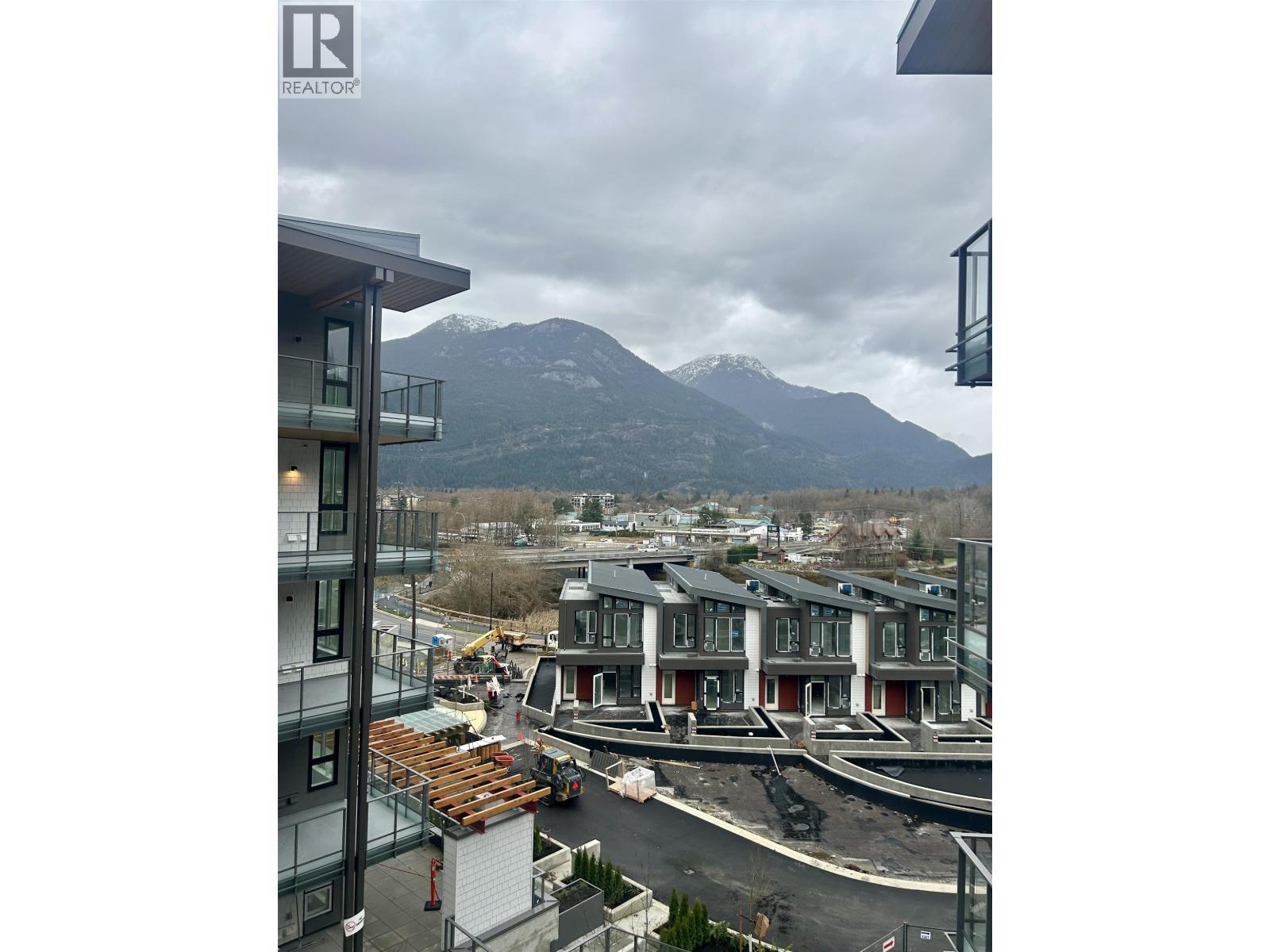 501 1504 Scott Crescent, Squamish, BC - Outdoor With View